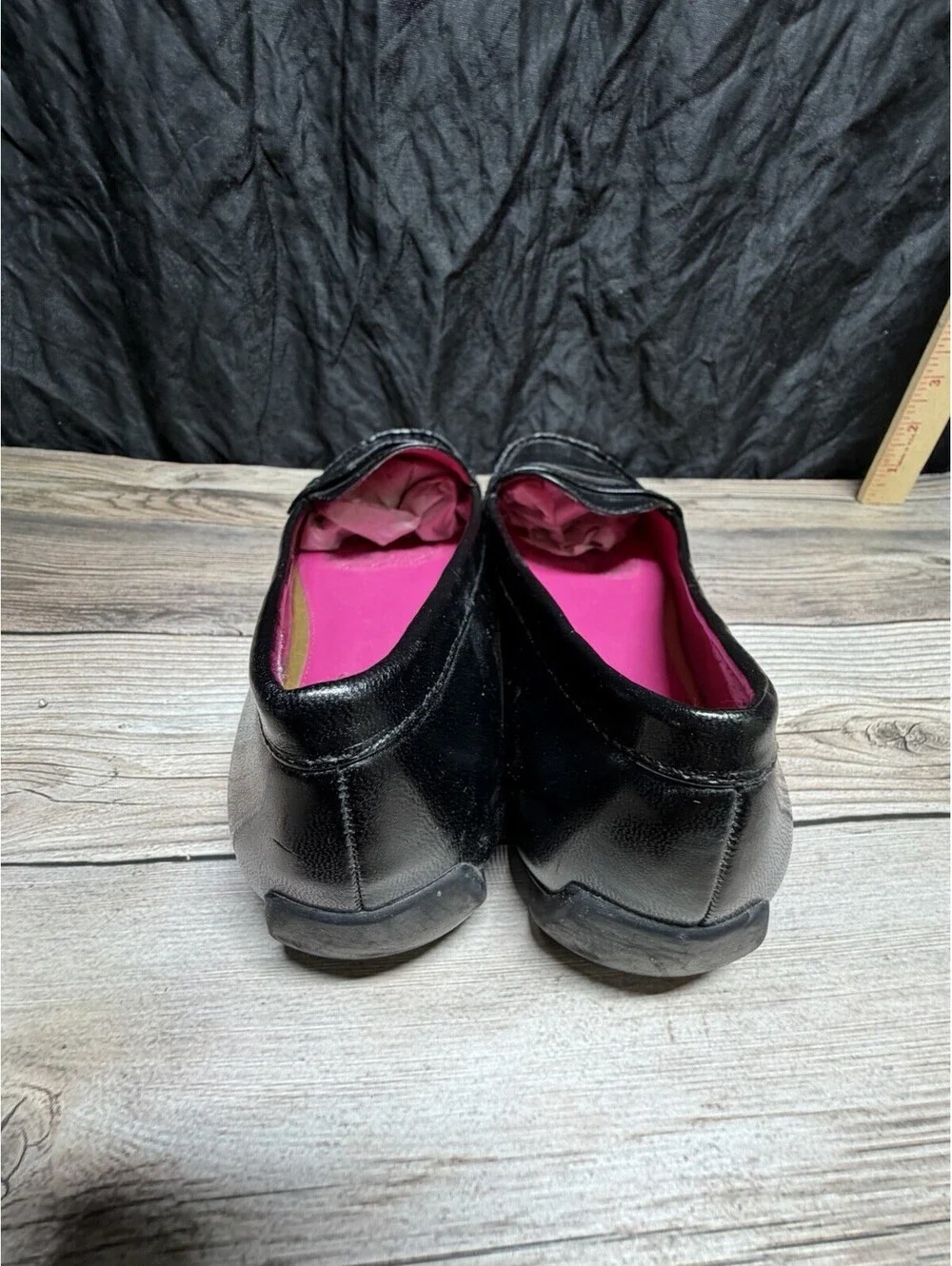 CHAPS Women’s 8 Slip On Shoes Black Leather Round Toe Casual